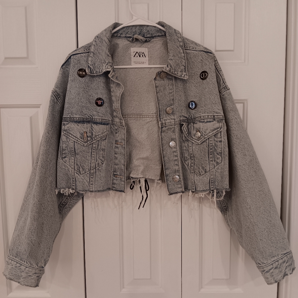 Zara Cropped Oversized Denim Jacket with Dior Pins - Picture 2 of 7
